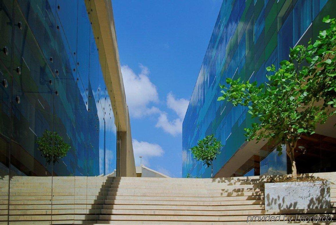 Vivanta Bengaluru, Whitefield होटल